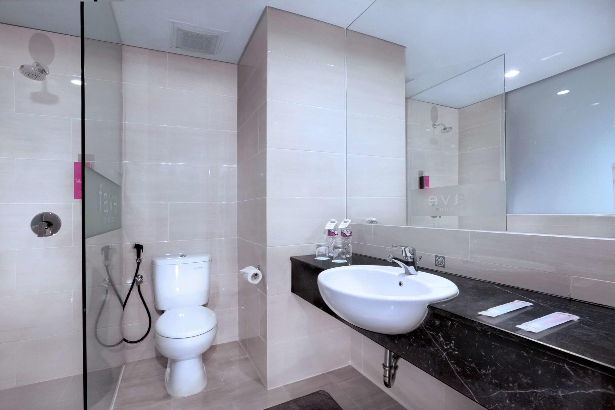Favehotel Margonda Depok Exteriör bild