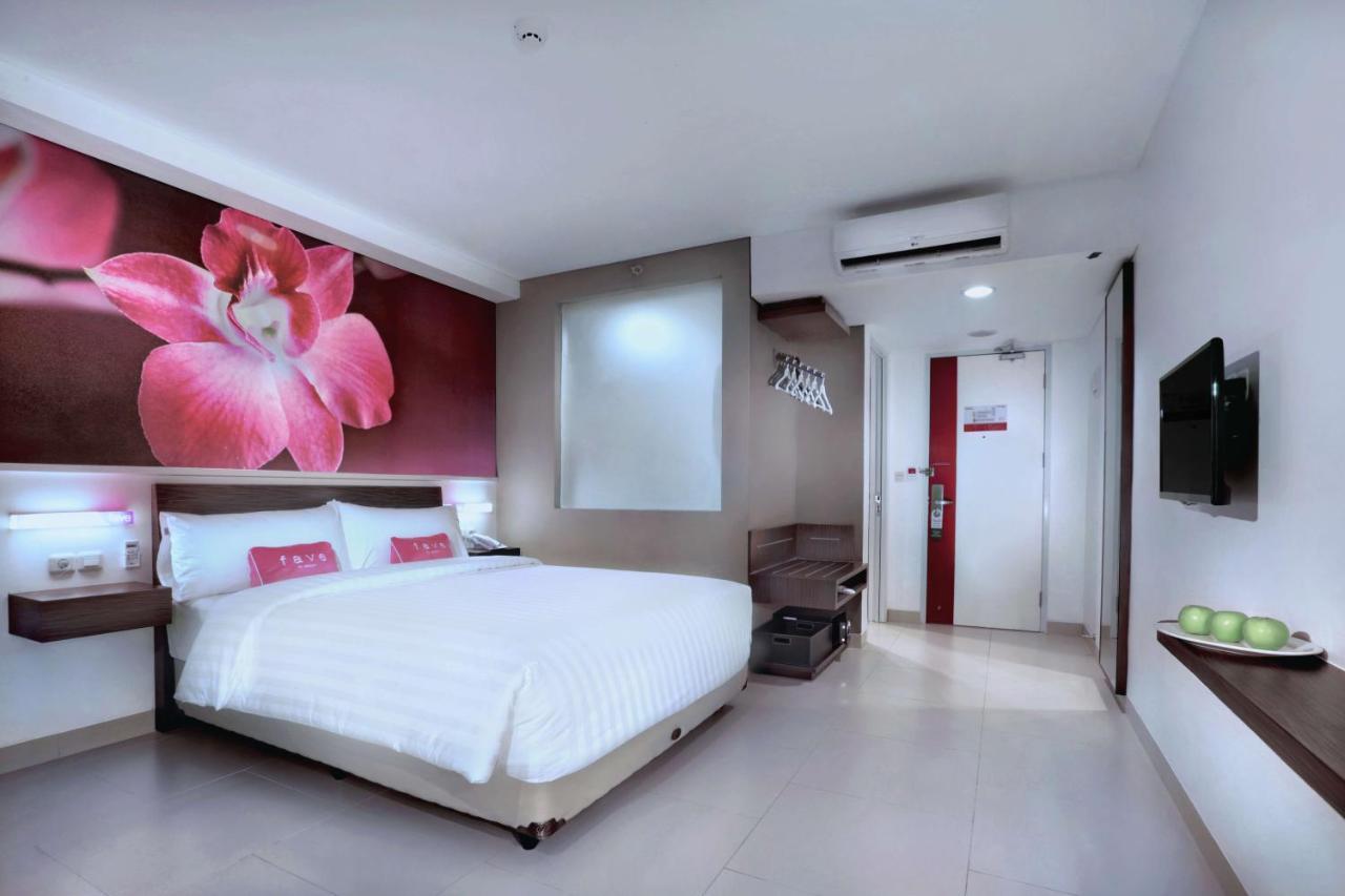 Favehotel Margonda Depok Exteriör bild